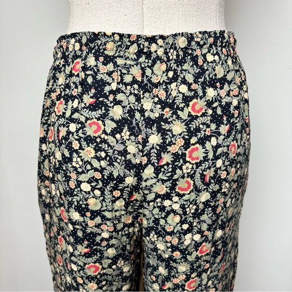 Vintage Floral Print Pants - Picture 8 of 10